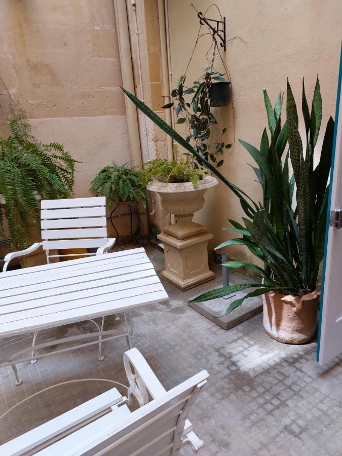Ivy Rooms Sliema Exterior foto